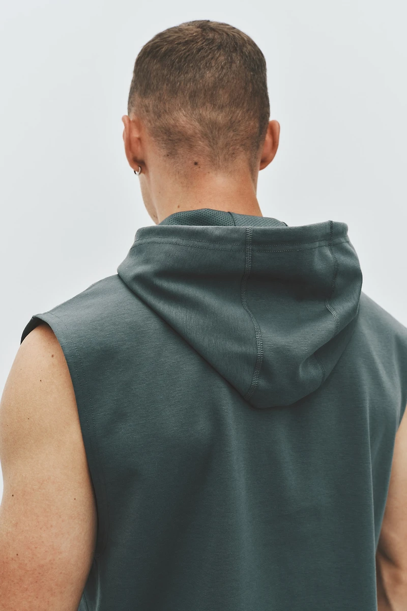 Regular-Fit Sleeveless Sports Hoodie with DryMove™