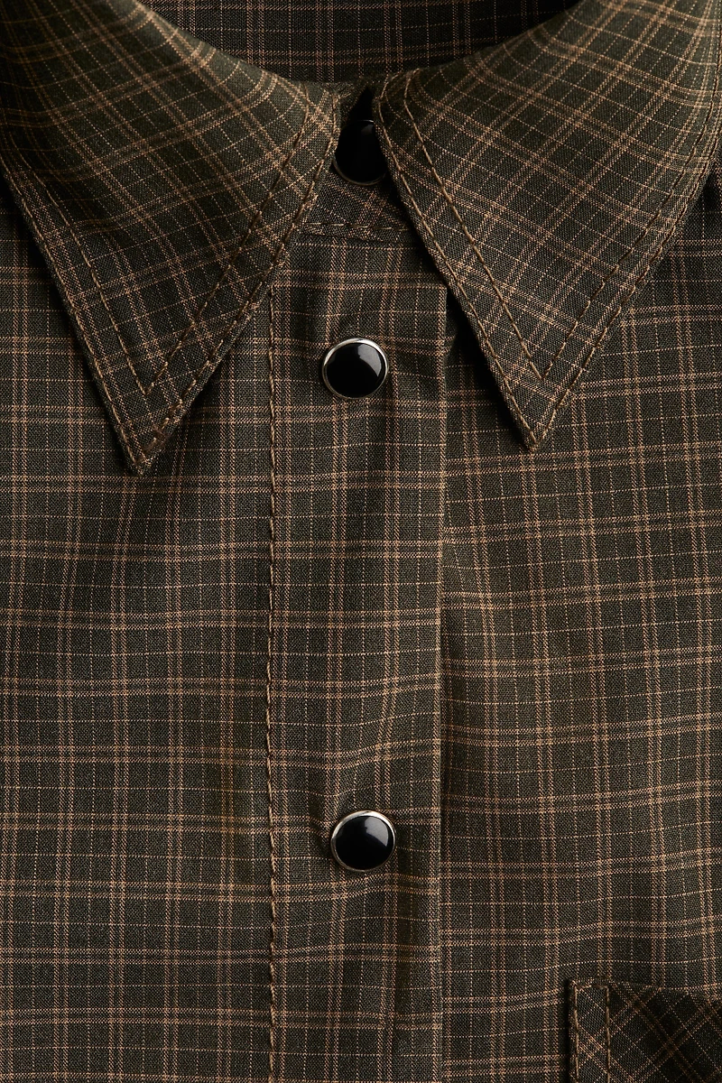 Shirt with Shoulder Pads