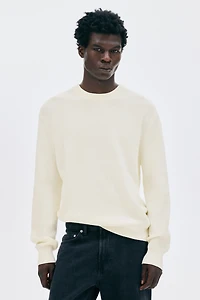 Chandail classique en tricot côtelé