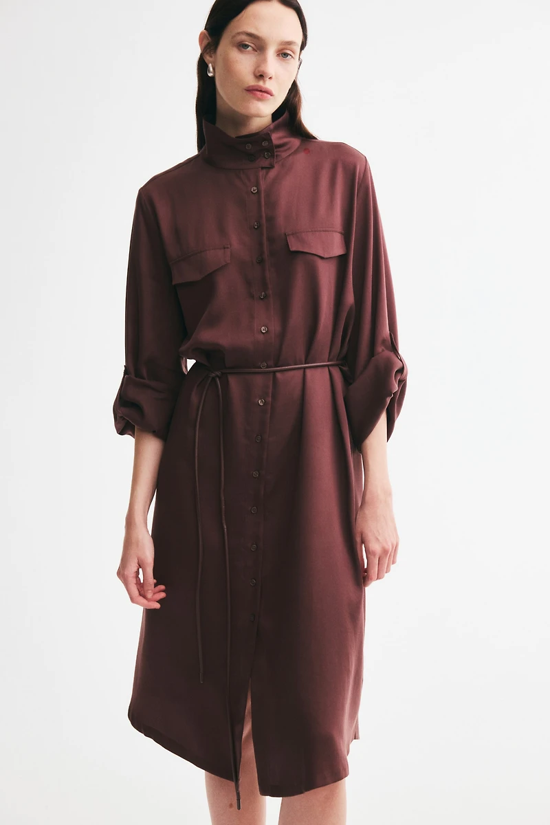 Robe chemisier avec col cheminée