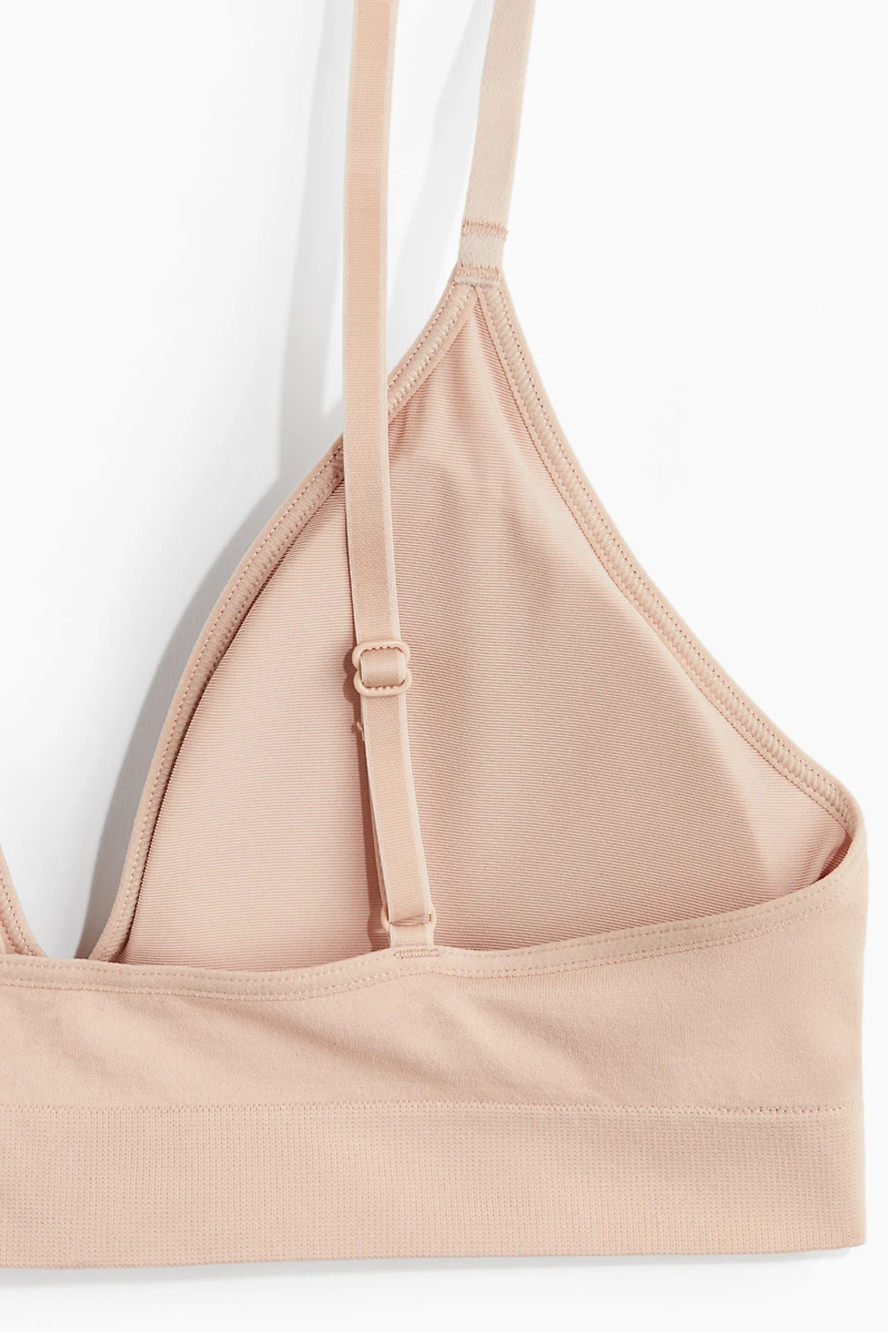 Soutien-gorge souple et rembourré sans couture