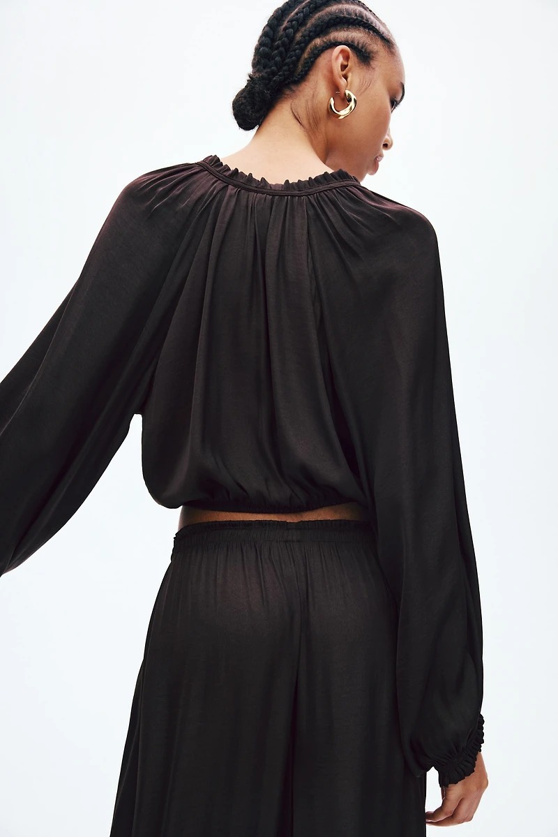 Balloon-Sleeved Blouse