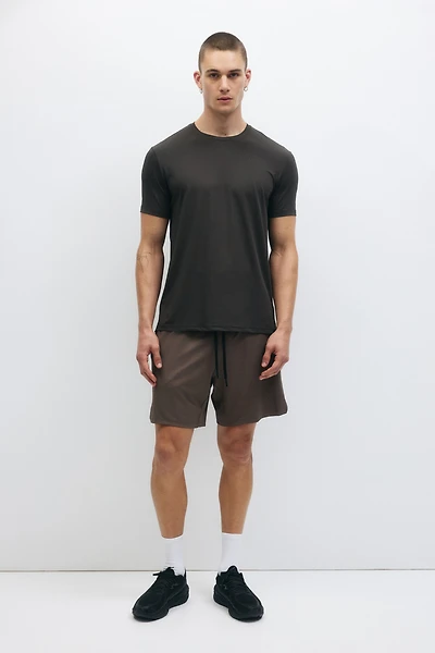 T-shirt sport épousant les muscles en DryMove🅪