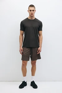 T-shirt sport épousant les muscles en DryMove🅪