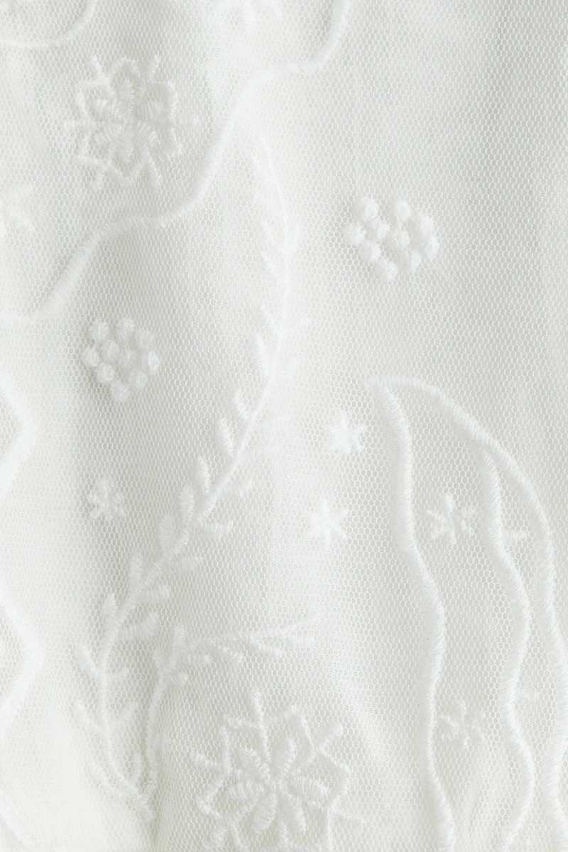 Blouse avec dentelle