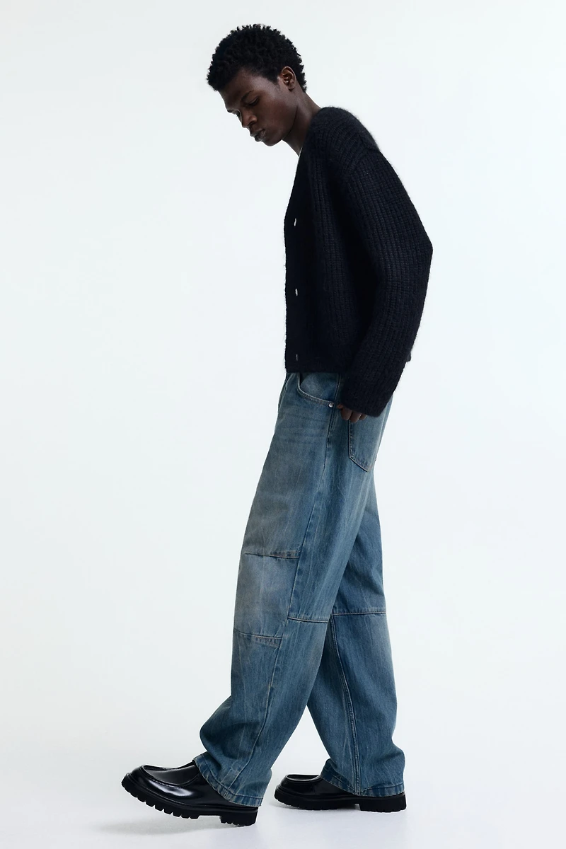 Baggy darted jeans