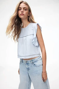 Flutter-Sleeved Blouse