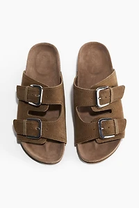 Sandales en cuir velours