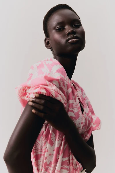Balloon-Sleeved Blouse