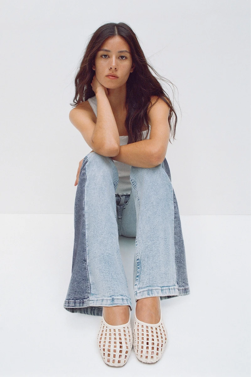 Flared Low Jeans