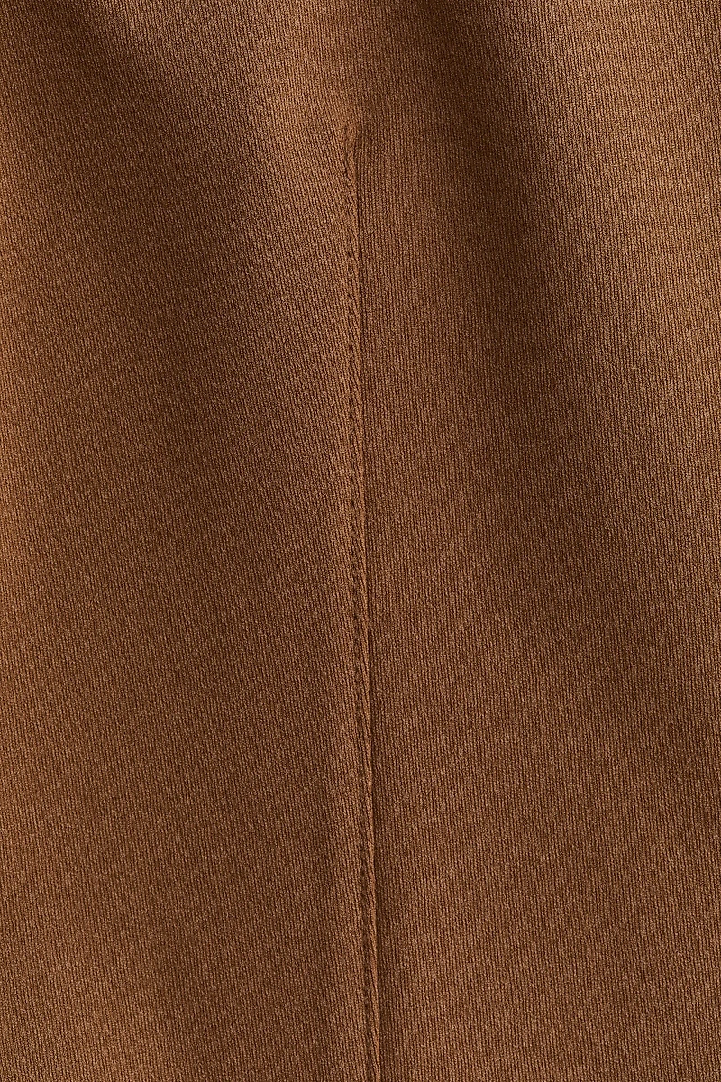 Defined-waist Sleeveless Top