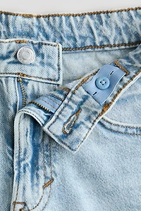 Loose Fit Jeans