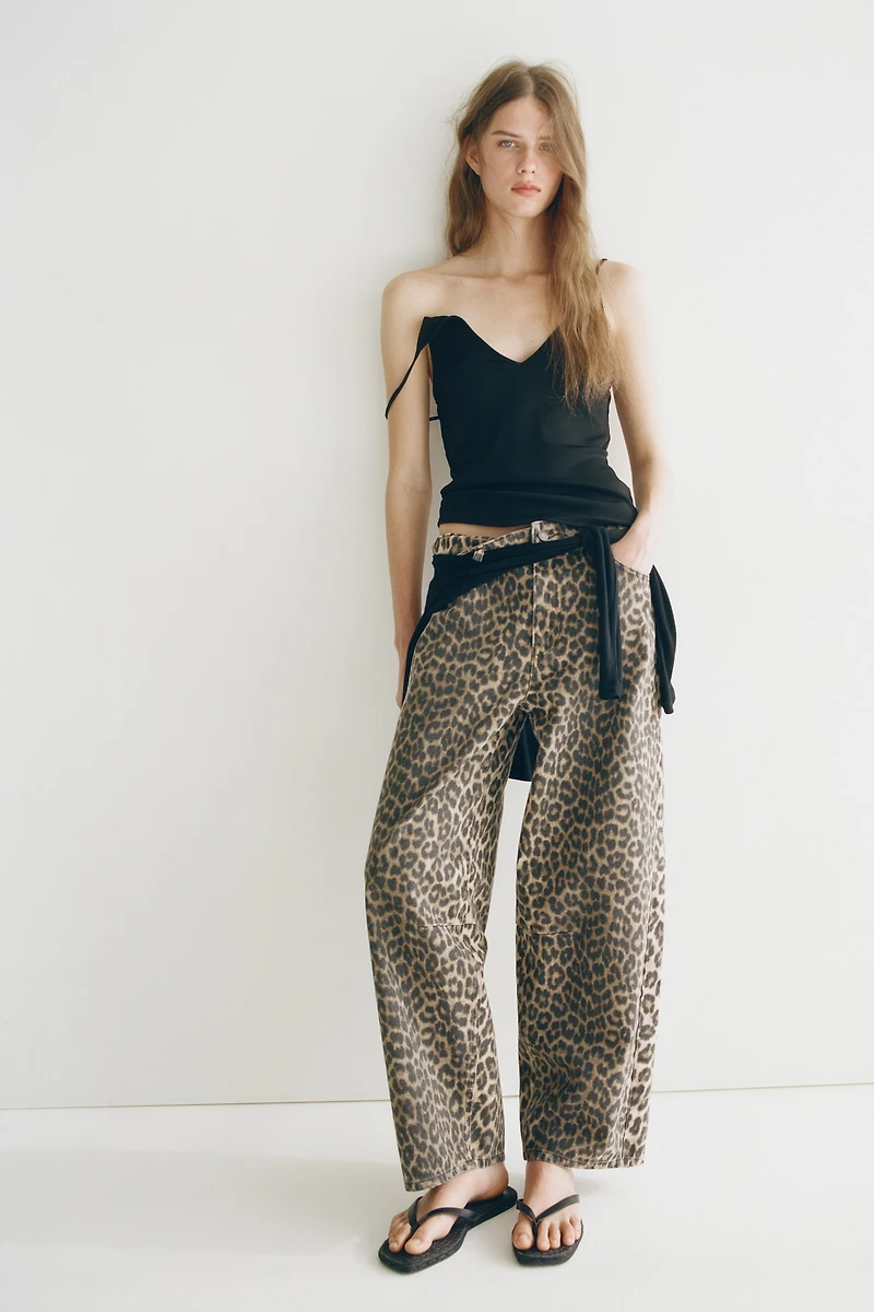 High-Waist Barrel-Leg Ankle Jeans