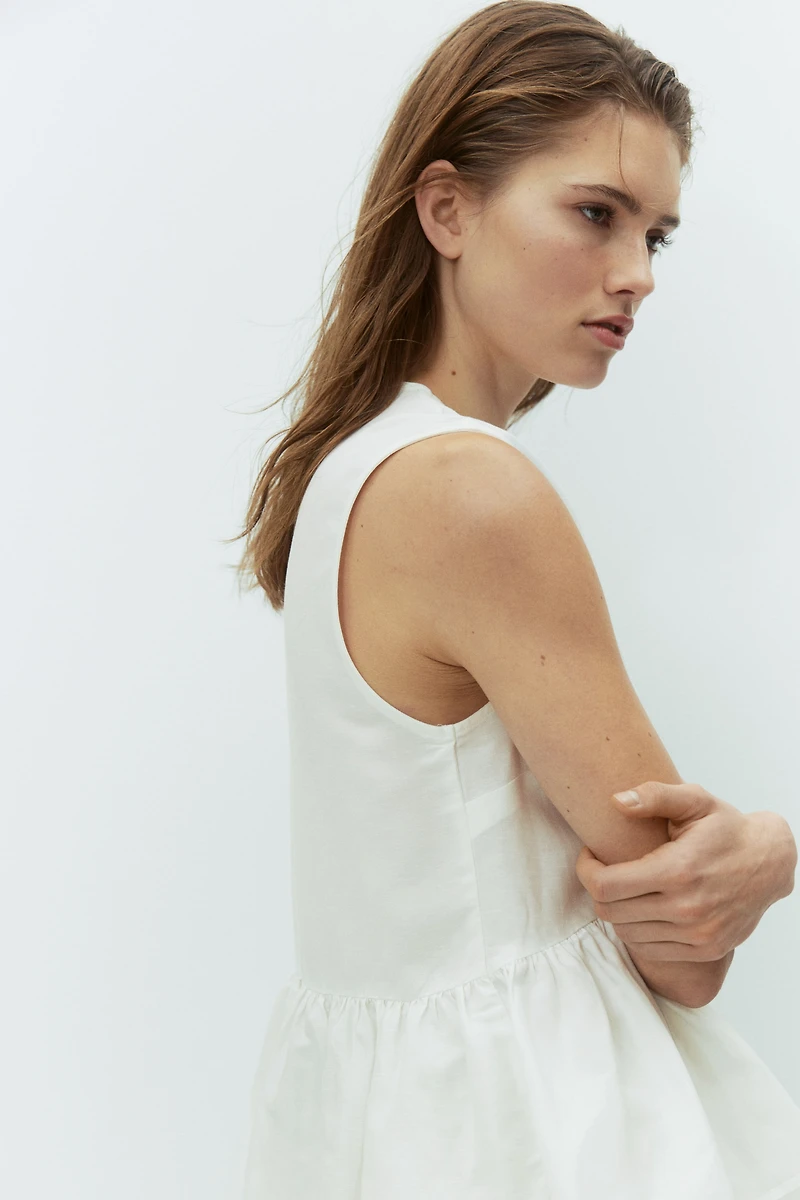 Linen-Blend Peplum Top