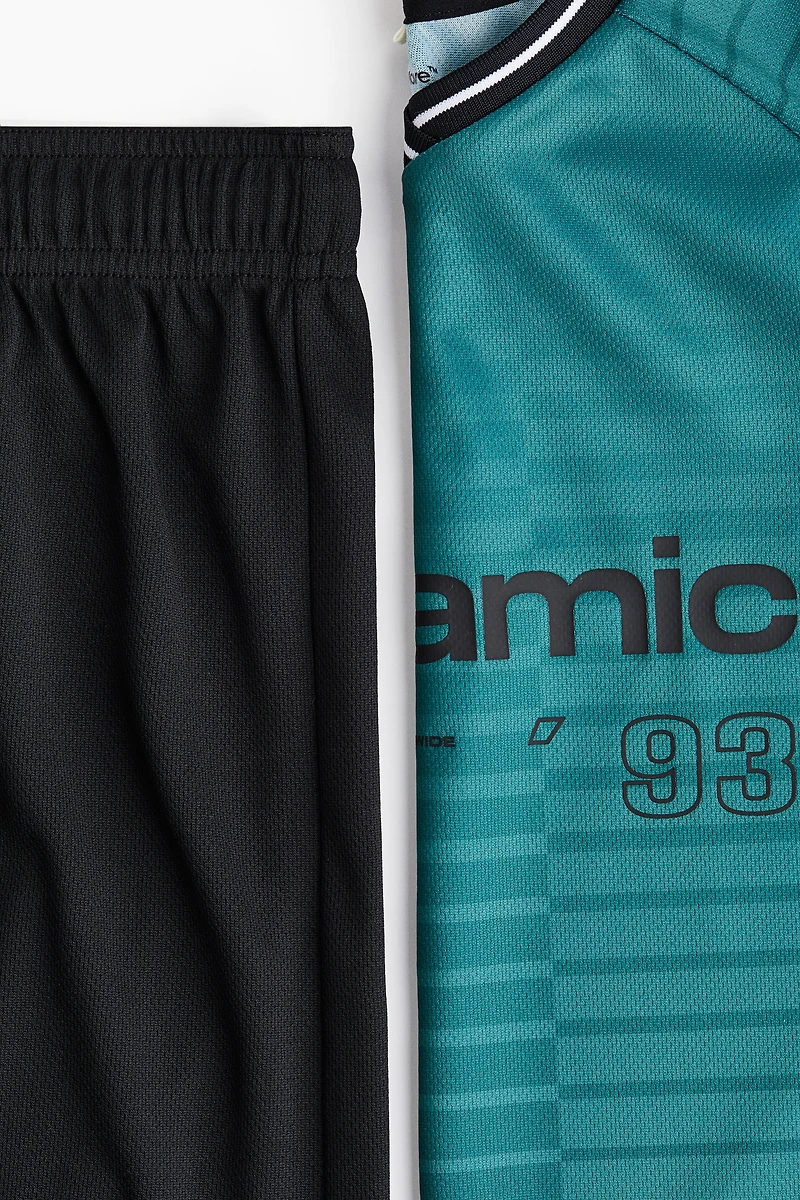 2-Piece Soccer Set with DryMove™