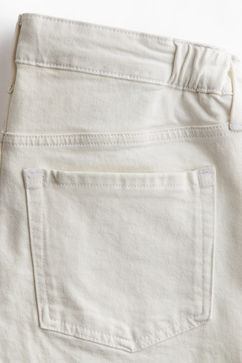 MAMA Wide Low Waist Ankle Jeans