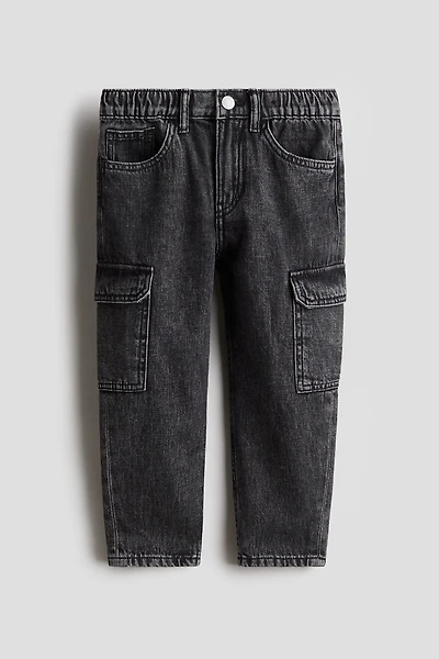 Relaxed Tapered Fit Jeans