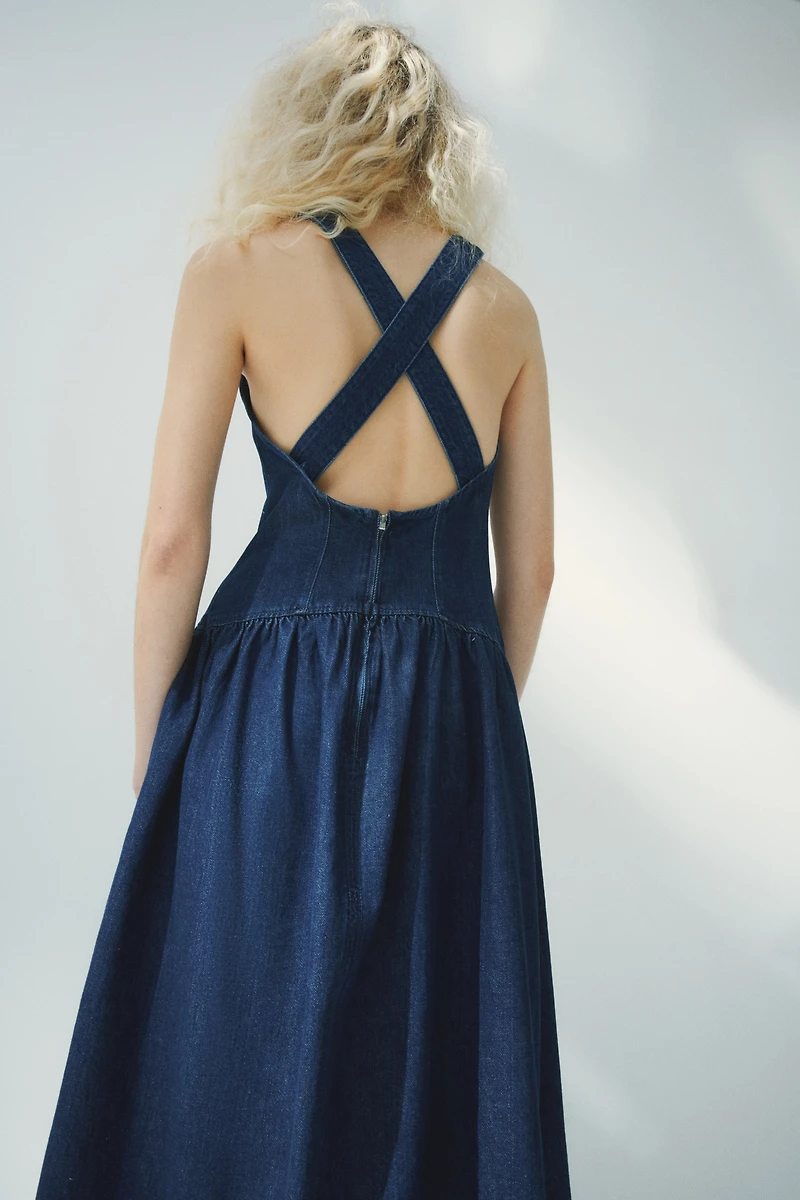 Robe en denim avec jupe évasée