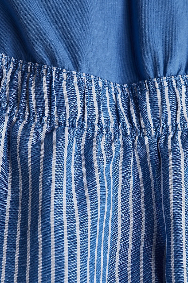 MAMA Linen-Blend Shorts