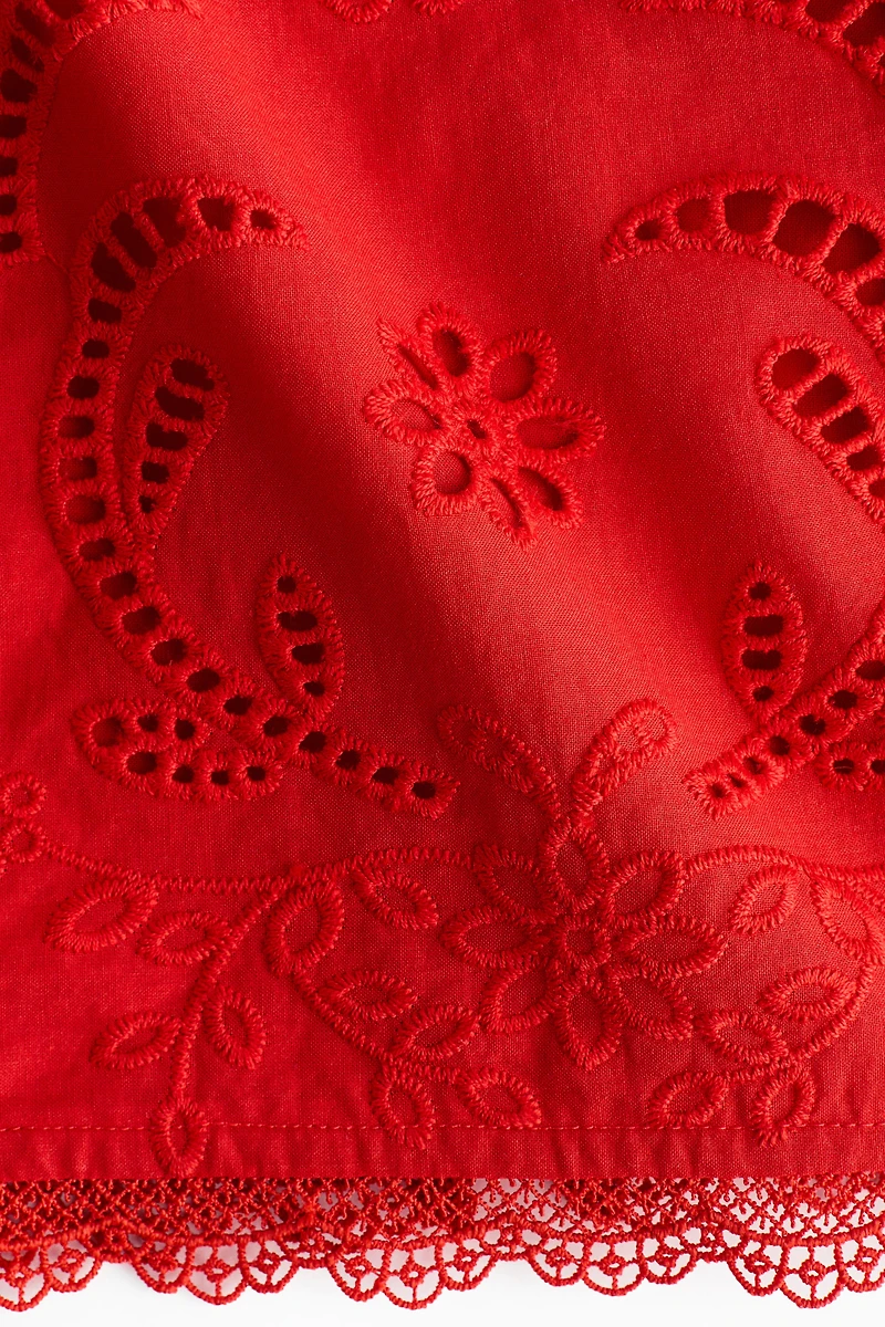 Haut en coton avec broderie anglaise