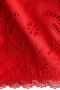 Haut en coton avec broderie anglaise