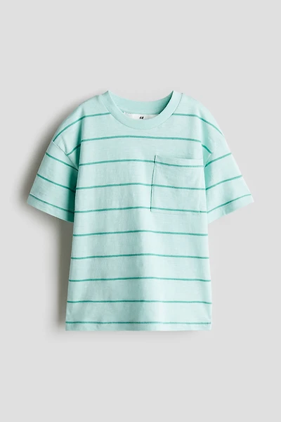 Chest-pocket T-shirt