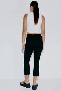 Viscose-Blend Capri Pants