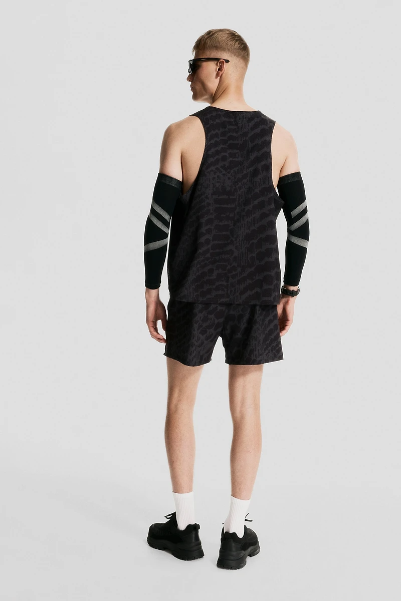 Short Sports Shorts with DryMove™