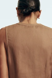 Sleeveless Linen-Blend Shirt