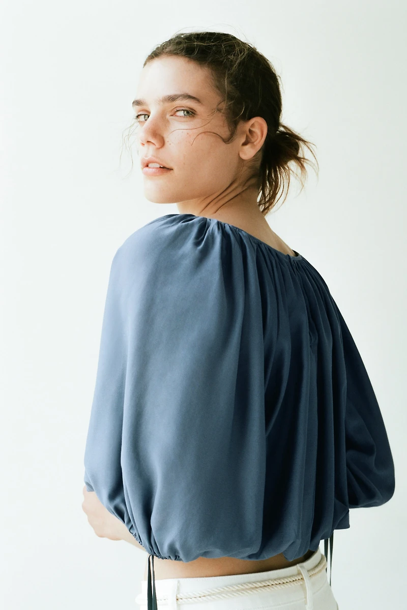 Blouse grande taille avec liens à nouer