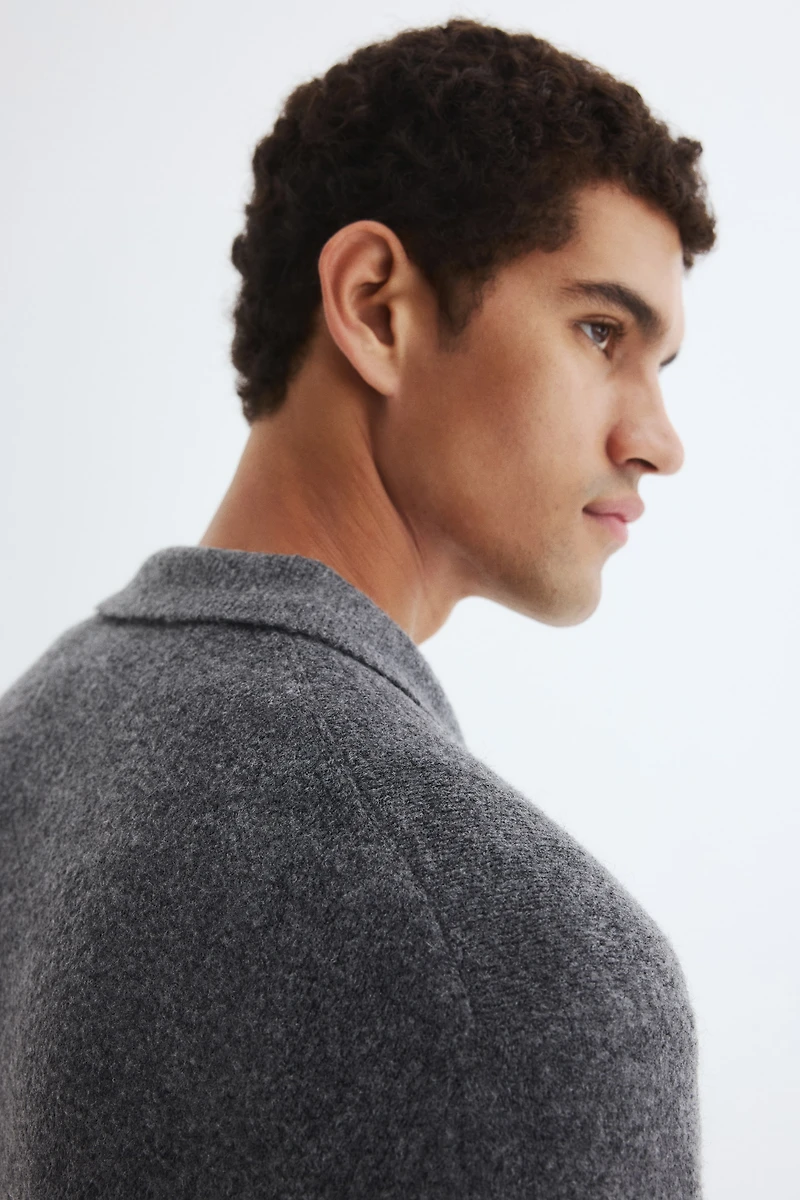 Chandail classique avec col à fermeture éclair