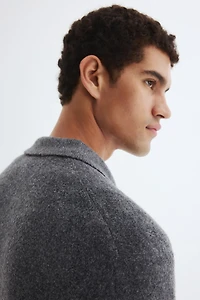 Chandail classique avec col à fermeture éclair