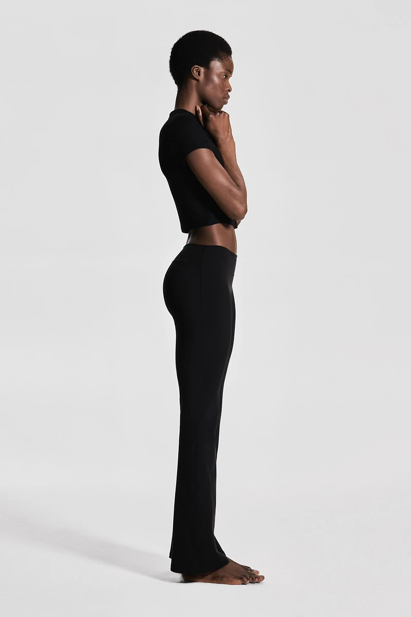 Low-Waist Sports Leggings with SoftMove™