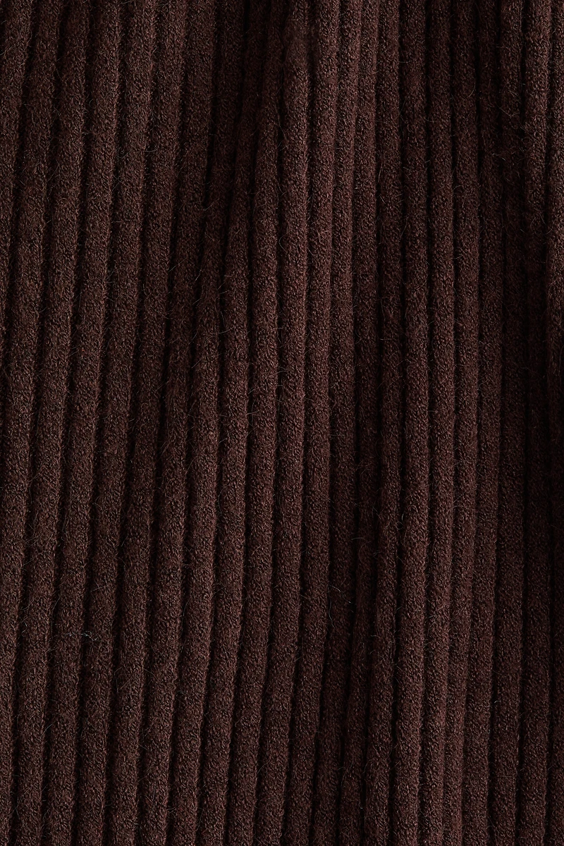 Wide-Leg Rib-Knit Pants