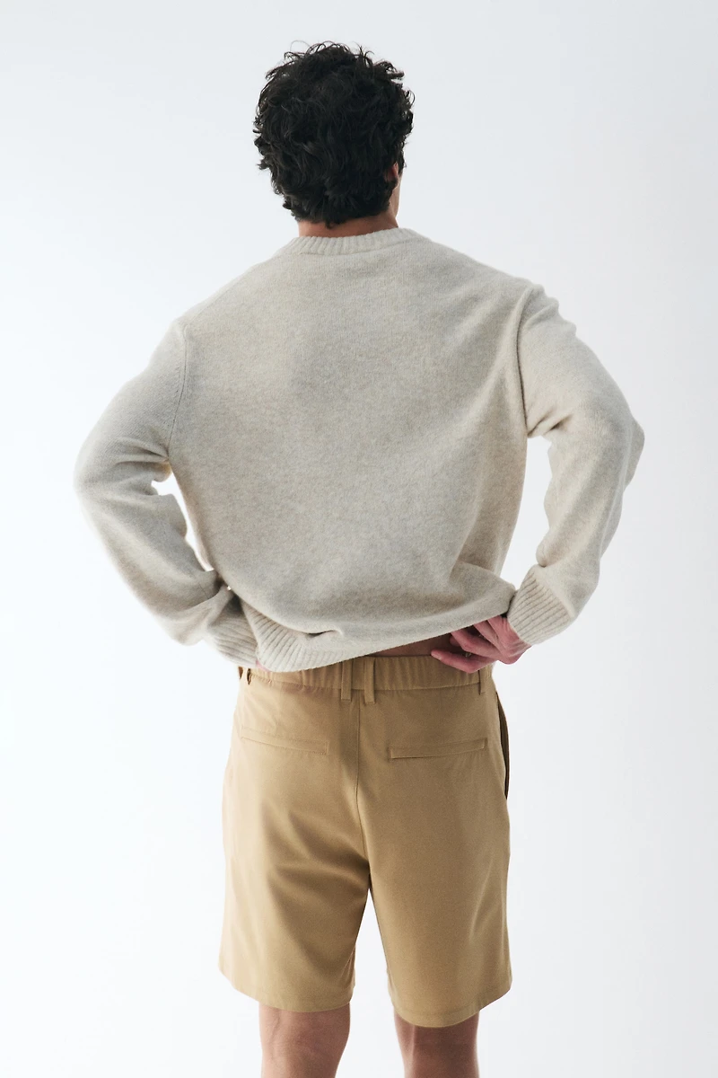 Four-Way Stretch Loose-Fit Chino Shorts