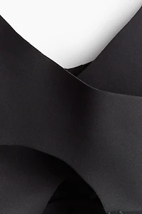 High Support Sports Bra with DryMove™