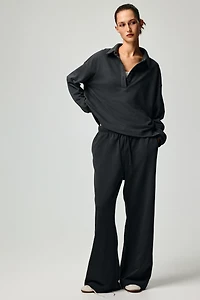 Sweatshirt with Collar