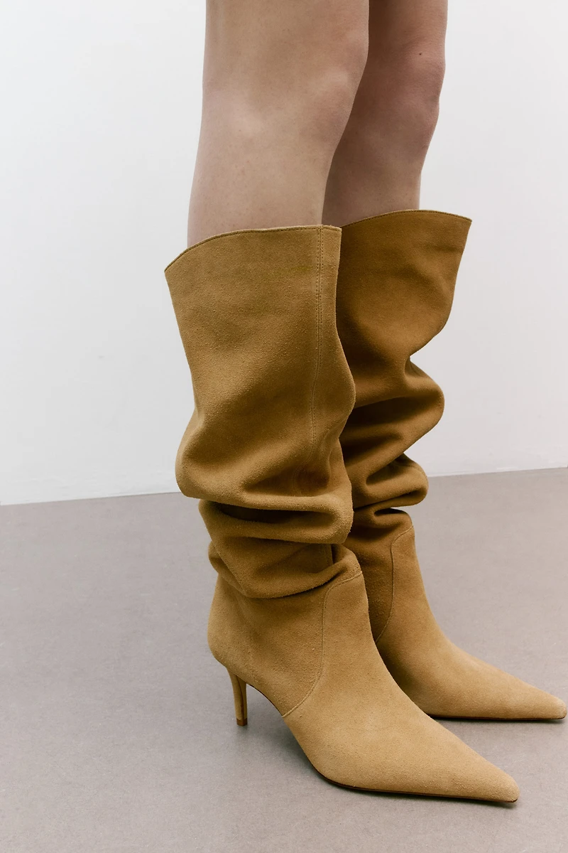 Bottes au genou en cuir velours fendu