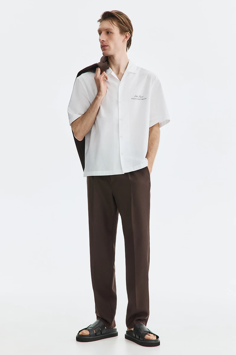 Chemise imprimée décontractée avec col cubain