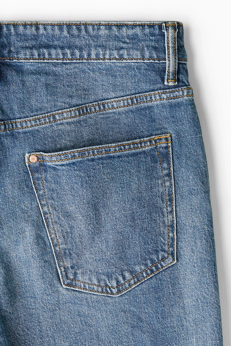 Short près du corps en denim