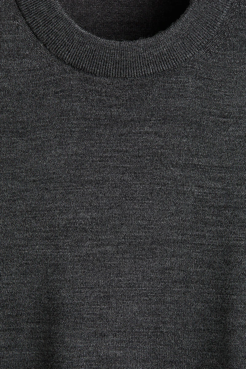 Chandail coupe classique en laine mérinos