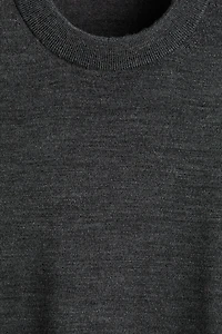 Chandail coupe classique en laine mérinos