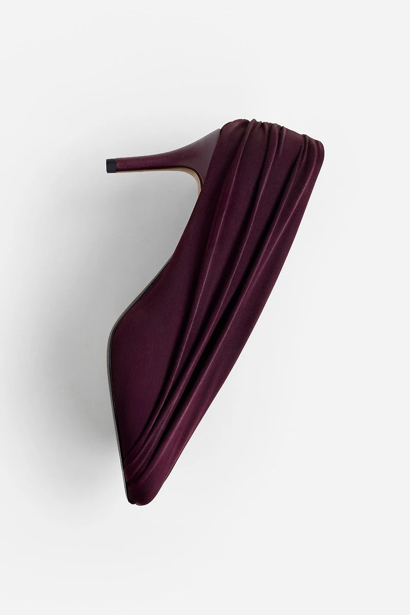 Escarpins à effet drapé