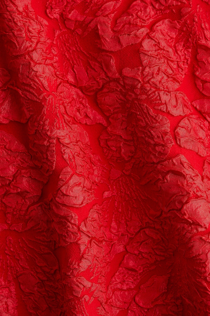 Robe à manches bouffantes