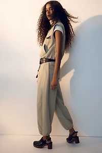 Sleeveless Utility Shirt