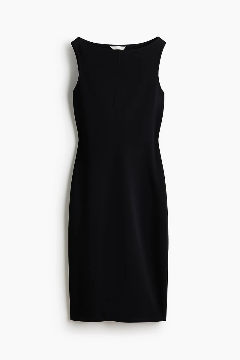 Robe en jersey à encolure bateau