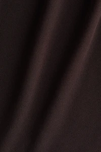 Robe drapée à dos dénudé