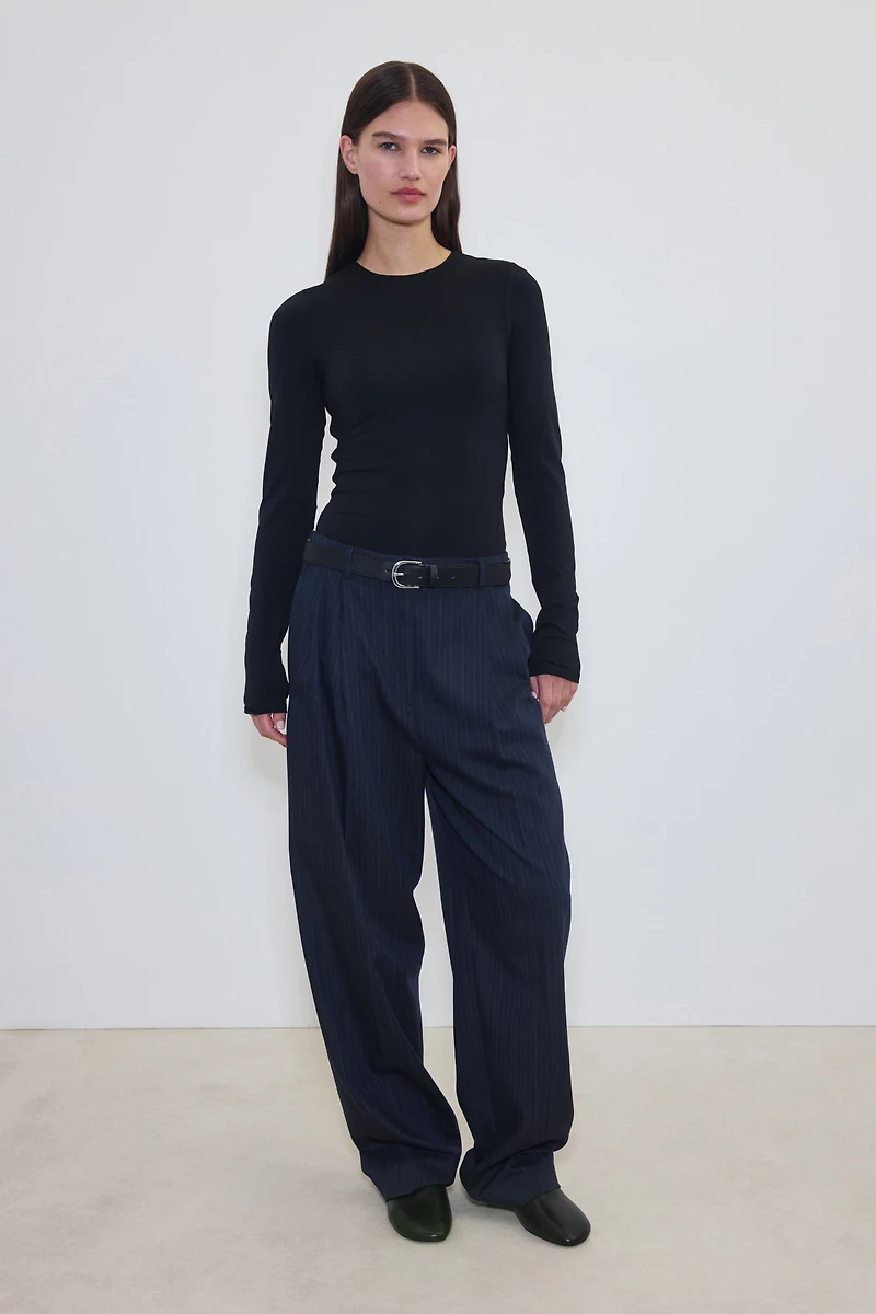 Sculpting Long-Sleeved Thong Bodysuit