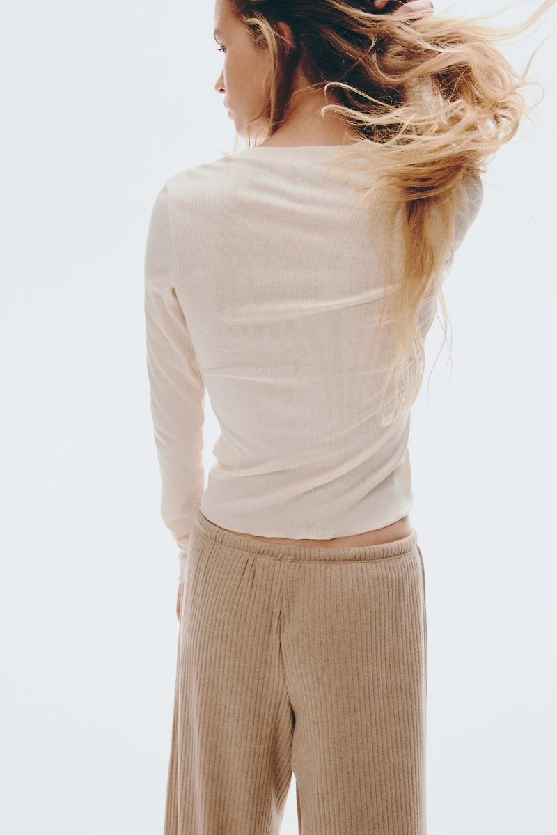 Wide-Leg Rib-Knit Pants