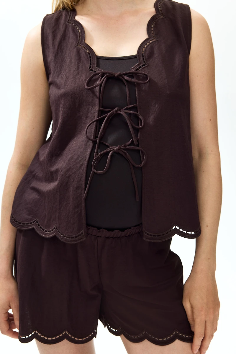 MAMA 2-Piece Scalloped Set